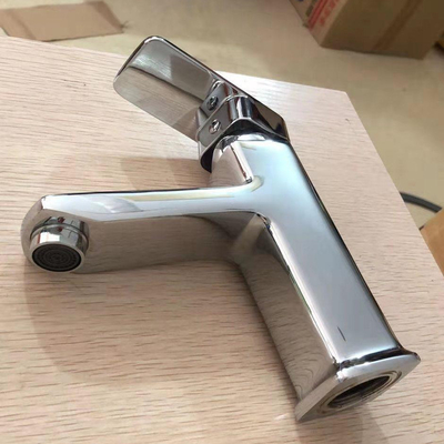 Waren-Hahn-Plattform SS304 162*53*159mm brachte gesundheitliche einzelnen Griff an